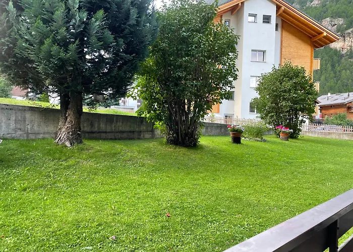 Modern Taesch Apartment With Free Parking