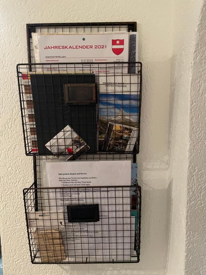 Modern With Free Parking Apartment