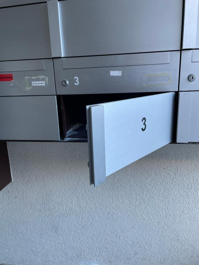 Modern With Free Parking Apartment Tasch