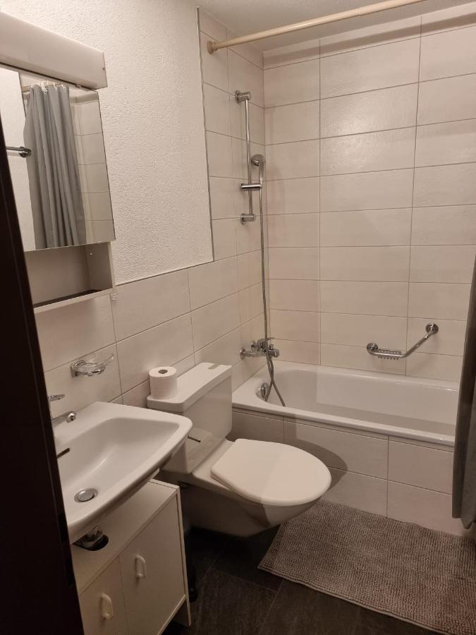 Modern With Free Parking * Tasch