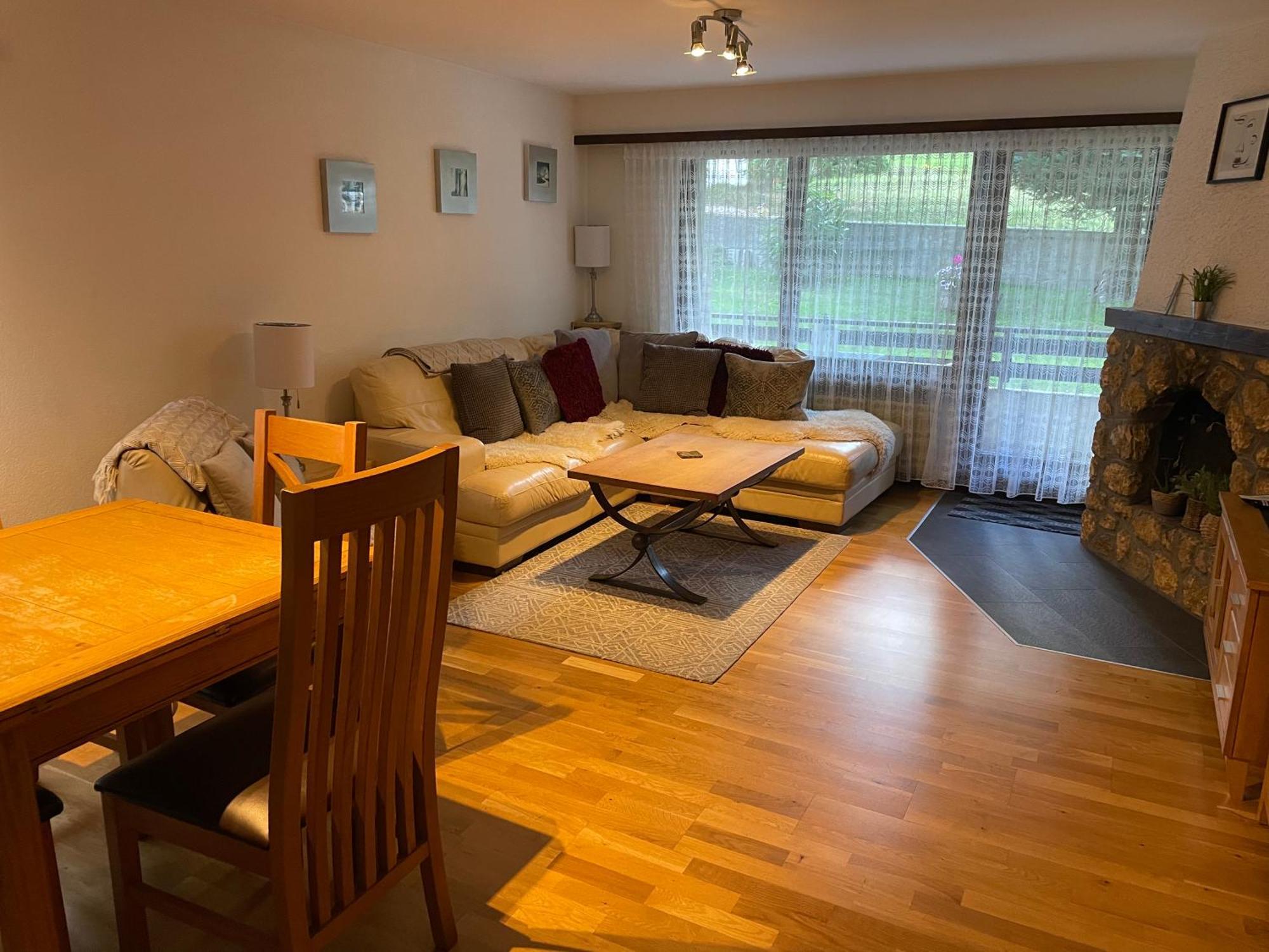 Apartment Modern With Free Parking Tasch
