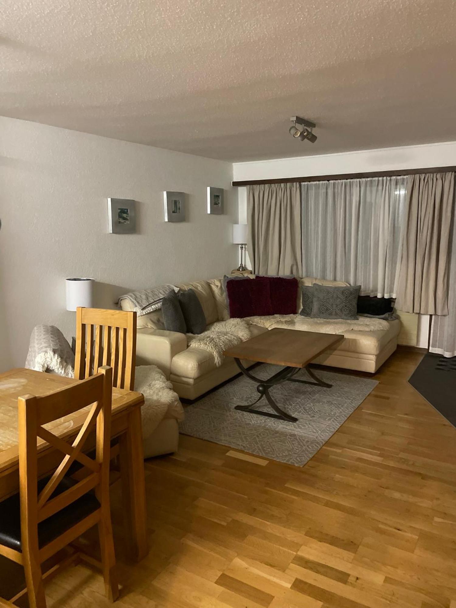 Modern With Free Parking Tasch