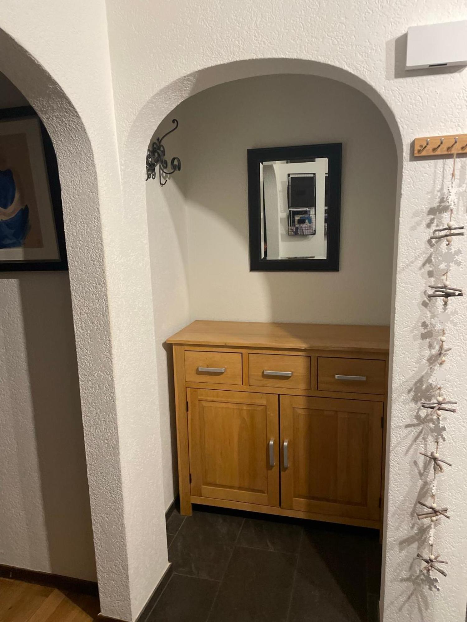 Modern With Free Parking Apartment Tasch